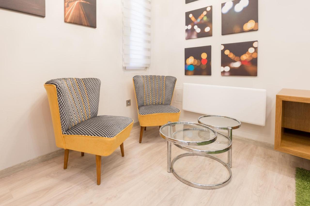 Retro Budapest Dream Suite Near The Danube Bagian luar foto
