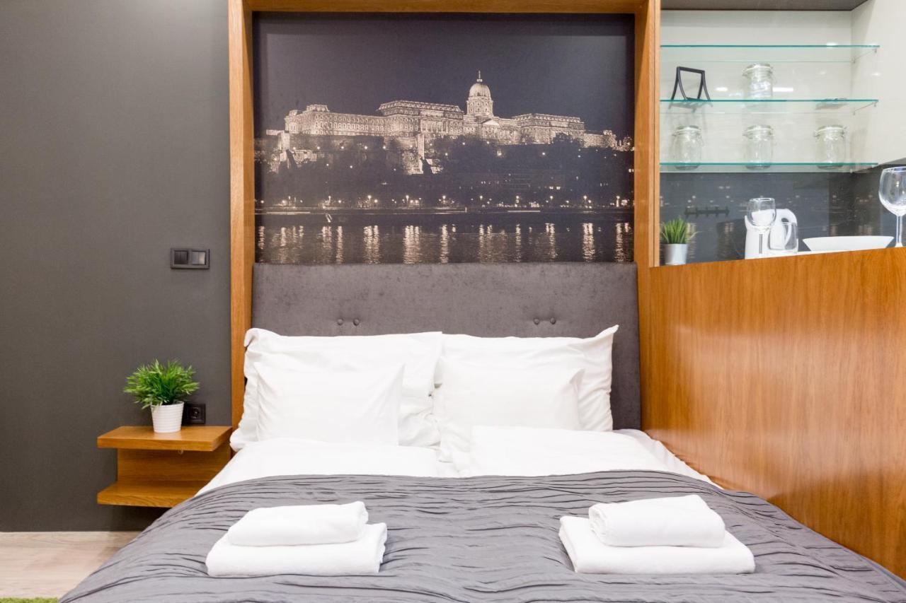 Retro Budapest Dream Suite Near The Danube Bagian luar foto